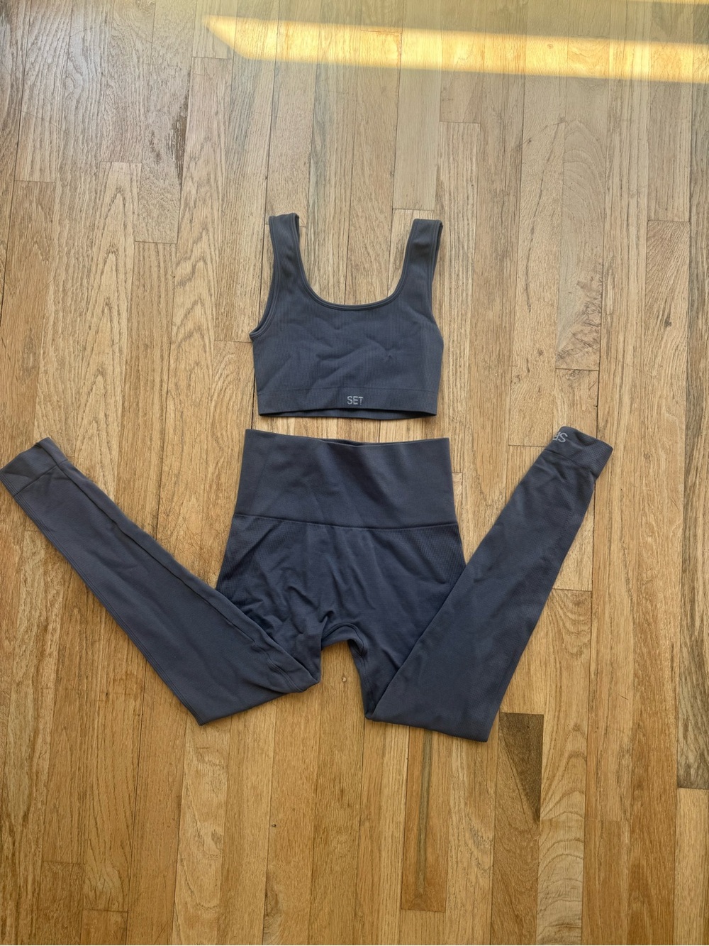SET Active Charcoal Sports Bra and High-Waist Leggings Set